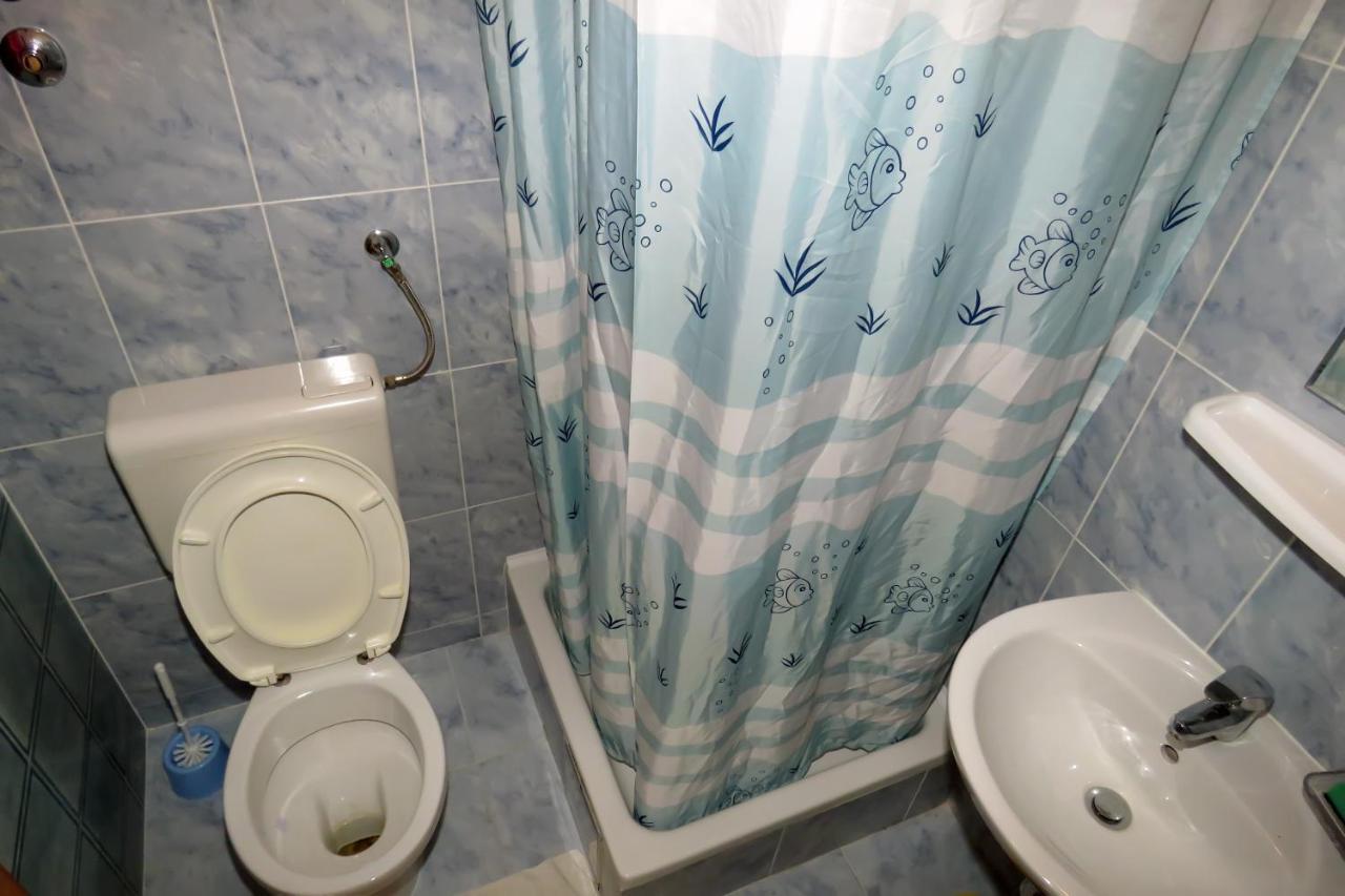 Apartments By The Sea Drasnice, Makarska - 5265 Ngoại thất bức ảnh