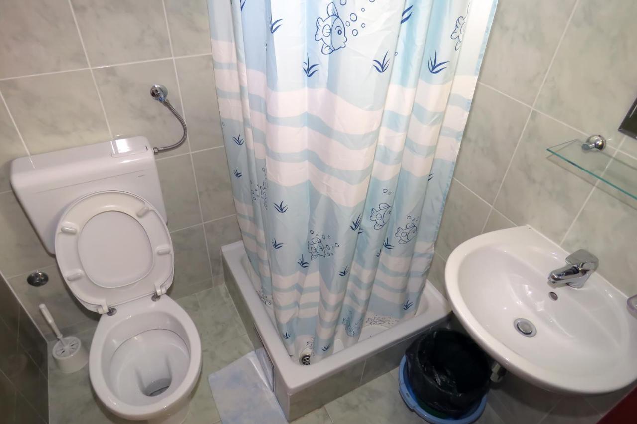 Apartments By The Sea Drasnice, Makarska - 5265 Ngoại thất bức ảnh