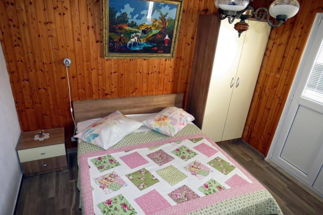 Apartments By The Sea Drasnice, Makarska - 5265 Ngoại thất bức ảnh